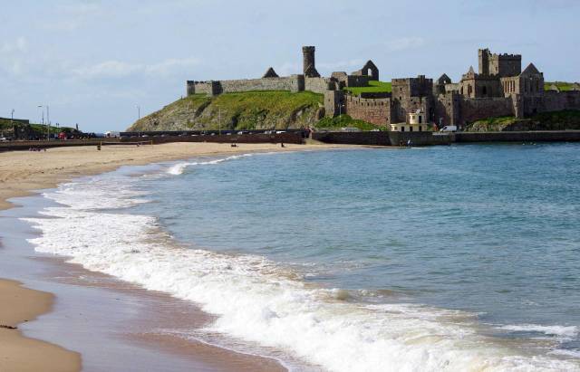 Peel Bay perfect for water sports and kayaking in the Isle of Man